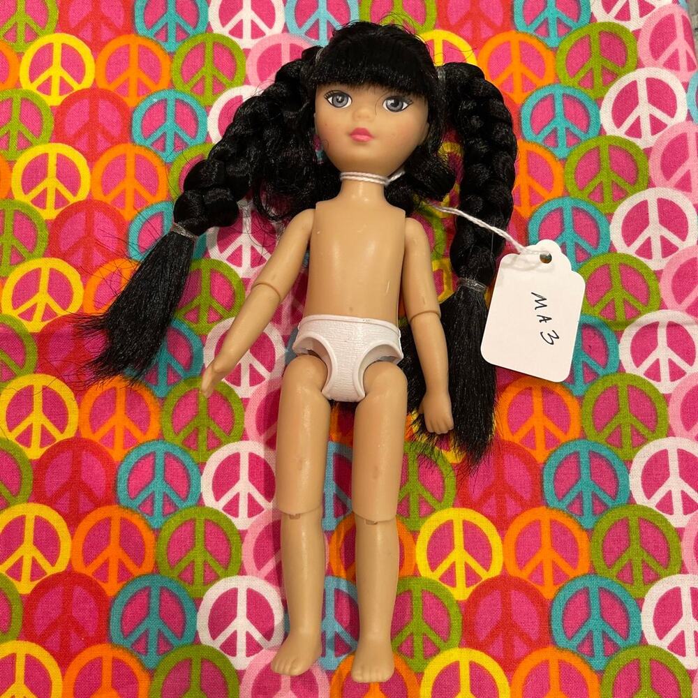 Madame alexander 7 inch travel friends Doll Black Hair Pony Tails MA3